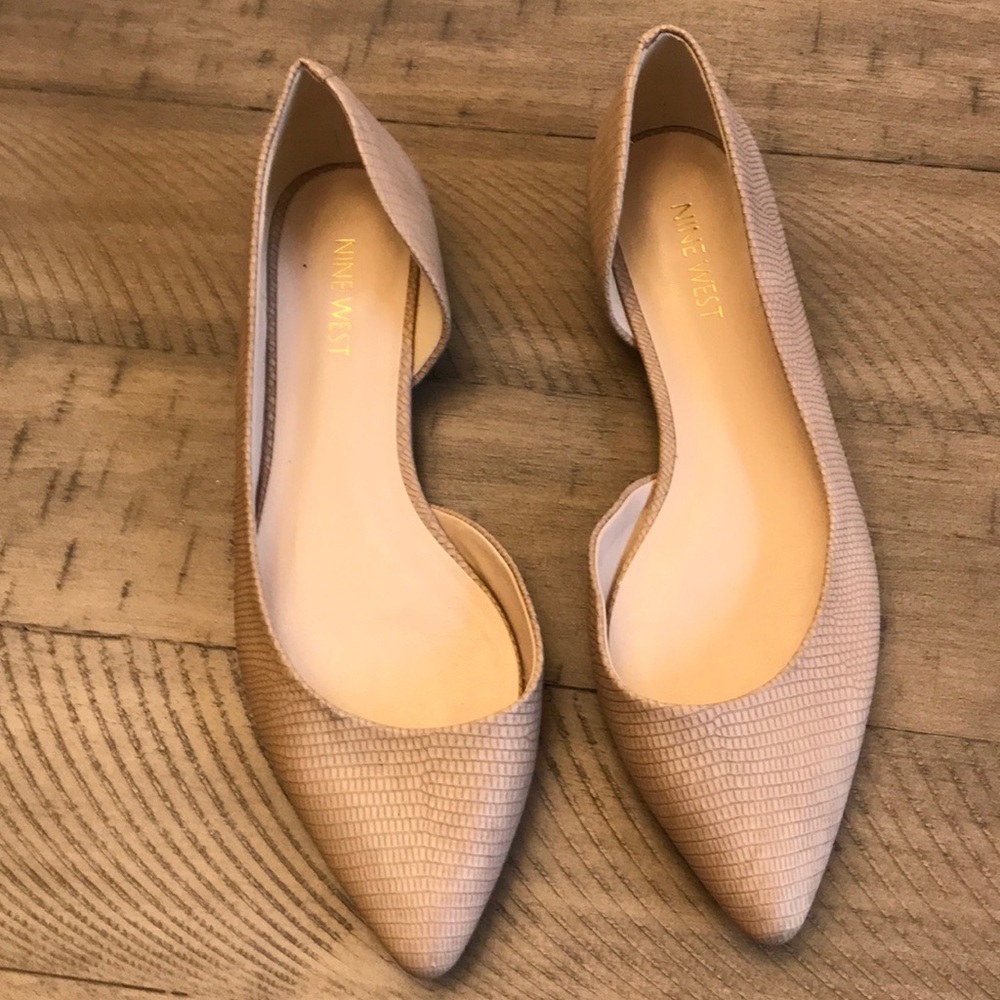Nine West neutral color flats size 8M